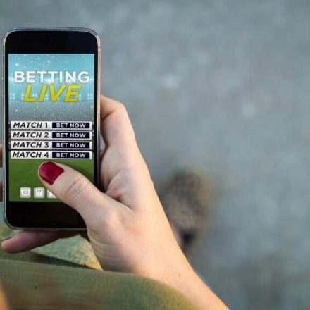 Here are some advantages of online betting platforms 