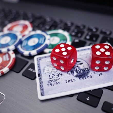 Do you want to get rich quickly? Try online casino gambling!